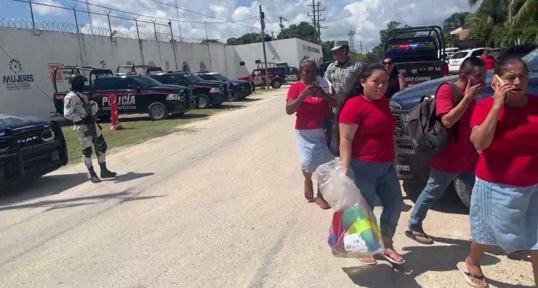 Los heridos fueron trasladados a un hospital Los heridos fueron trasladados a un hospital