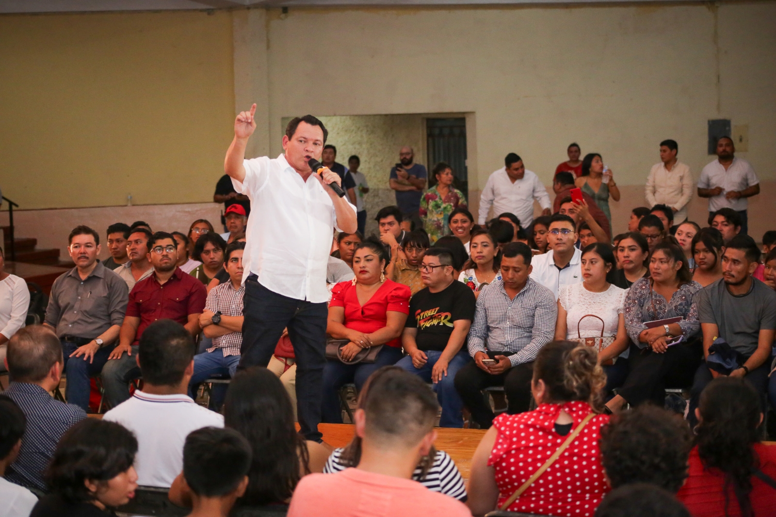 Joaquín Díaz Mena invitó a los jóvenes a sumarse a crear nuevos líderes en Yucatán