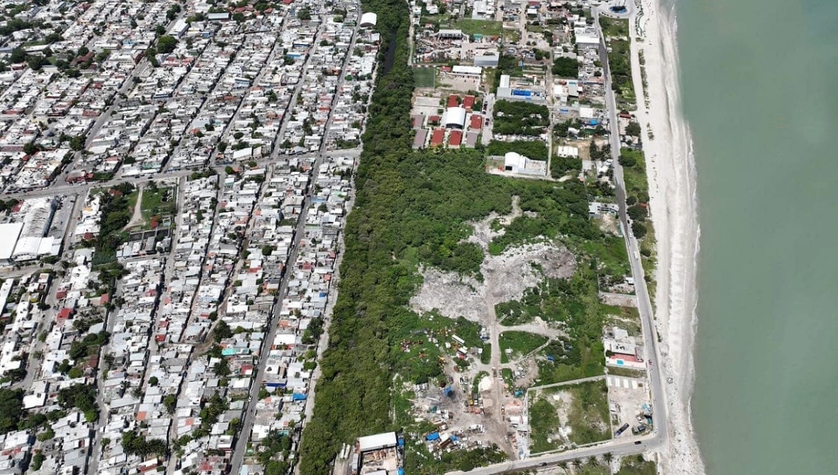 Esta situación impide hacer obras públicas, ya que algunos terrenos fueron donados