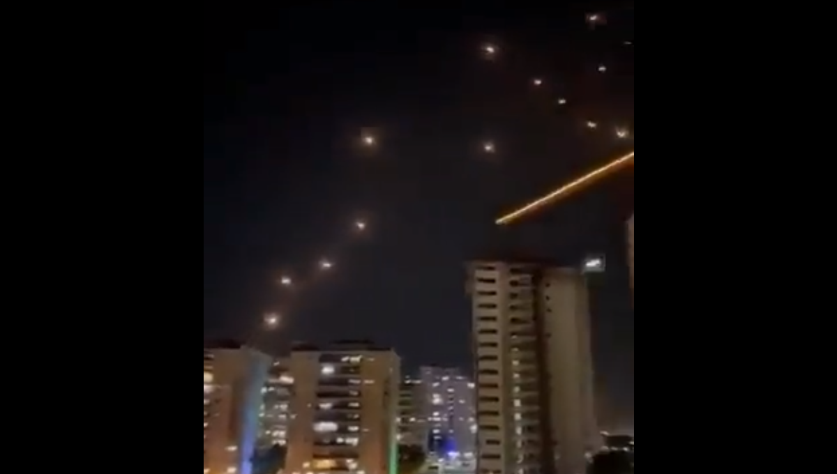 Israel se encuentra bajo fuego con Hamás Israel se encuentra bajo fuego con Hamás