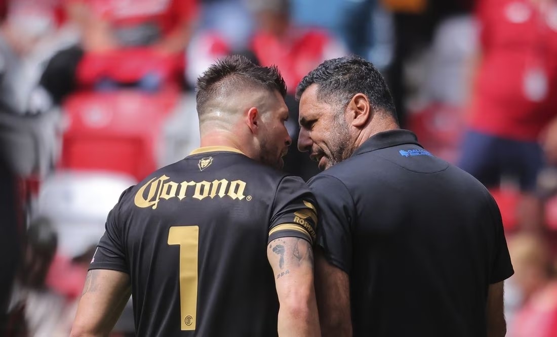 Tiago Volpi y Ángel Sosa se enfrascaron en una pelea