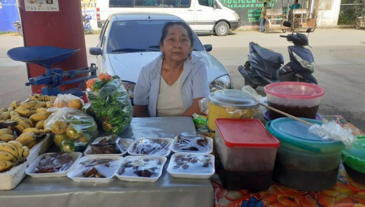 En el municipio ya no se siembra camote; el que llevan se vende hasta 70 pesos por kilo En el municipio ya no se siembra camote; el que llevan se vende hasta 70 pesos por kilo