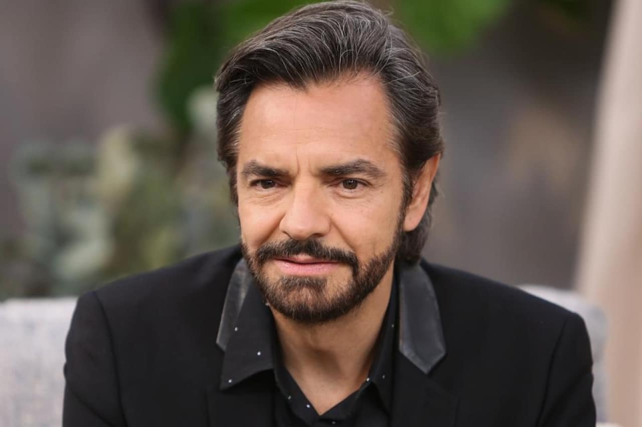 Critican a Eugenio Derbez por ofrecer trabajo a jóvenes a cambio de experiencia