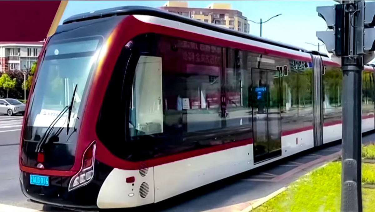 El Tren Ligero tendrá dos tarifas una para locales y otra para extranjeros El Tren Ligero tendrá dos tarifas una para locales y otra para extranjeros