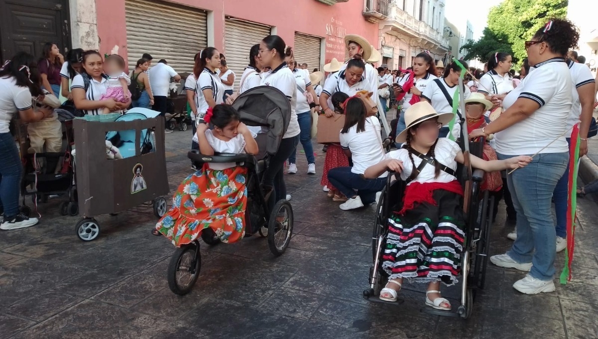 El desfile fue coordinado por la Secretaria de Educación del Gobierno del Estado