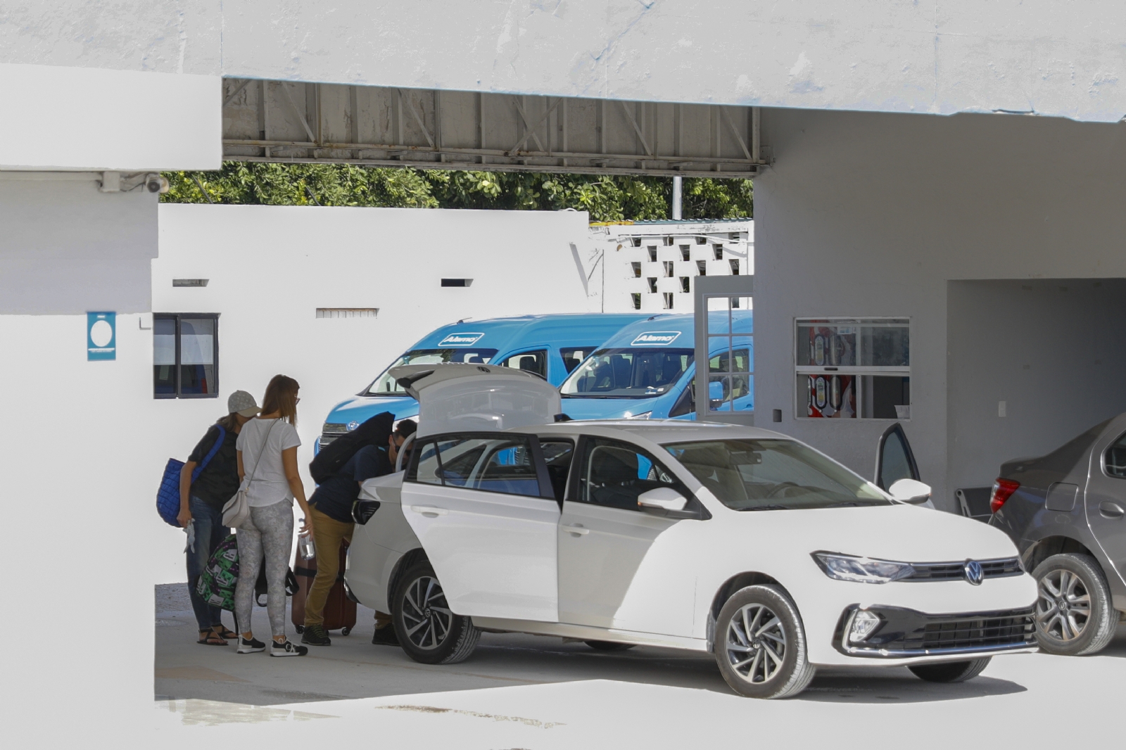 En Quintana Roo, delincuentes aprovechan vacío legal para robar y vender vehículos arrendados