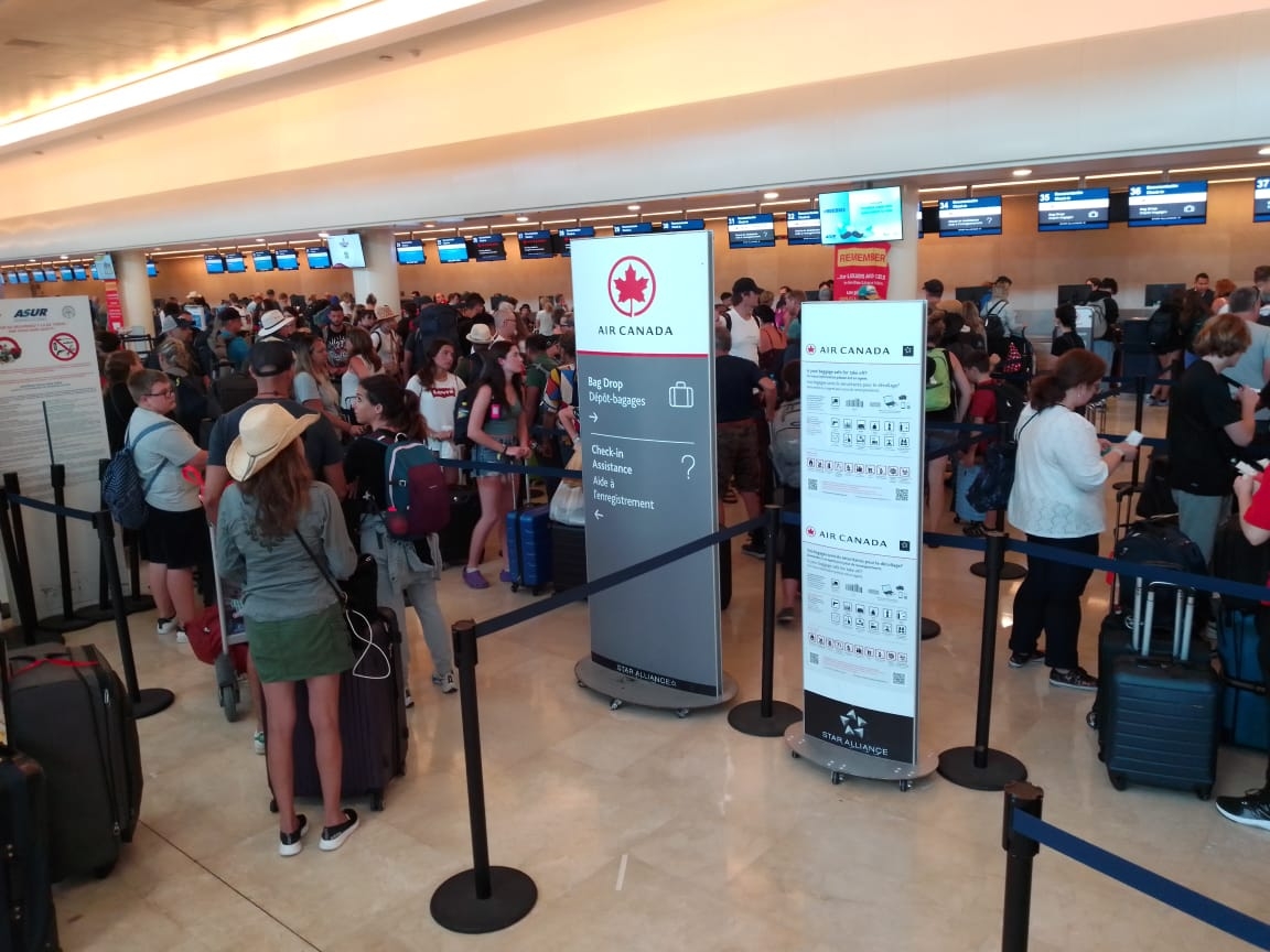 Este domingo la terminal aérea reportó que operaría 535 vuelos, entre despegues y aterrizajes