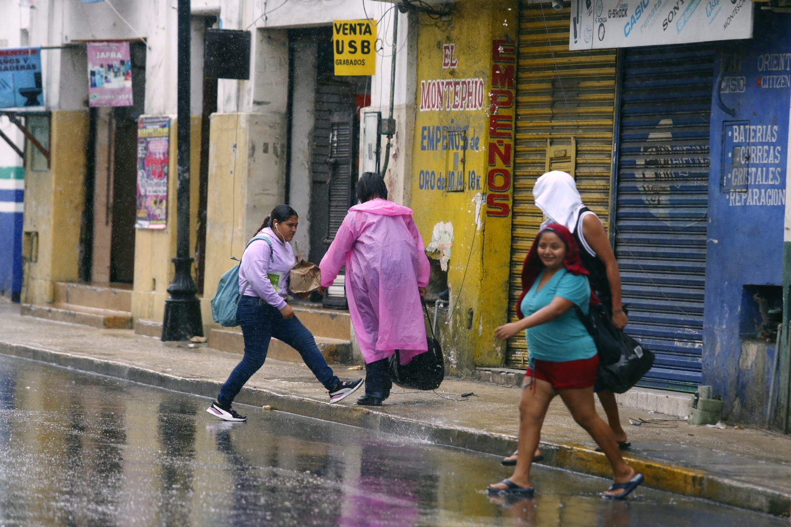Se espera que las lluvias sean fuertes durante este miércoles en Mérida