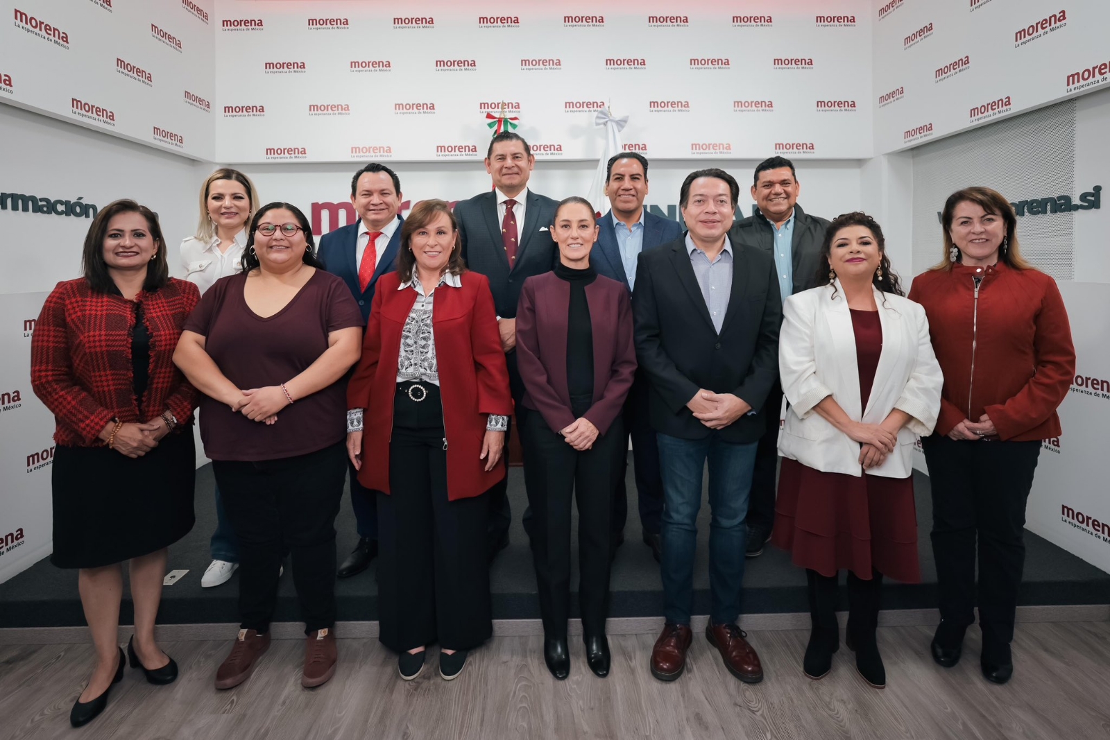 En la reunión asistieron Mario Delgado, Claudia Sheinbaum y los nueve Coordinadores de Defensa de la 4T de Morena