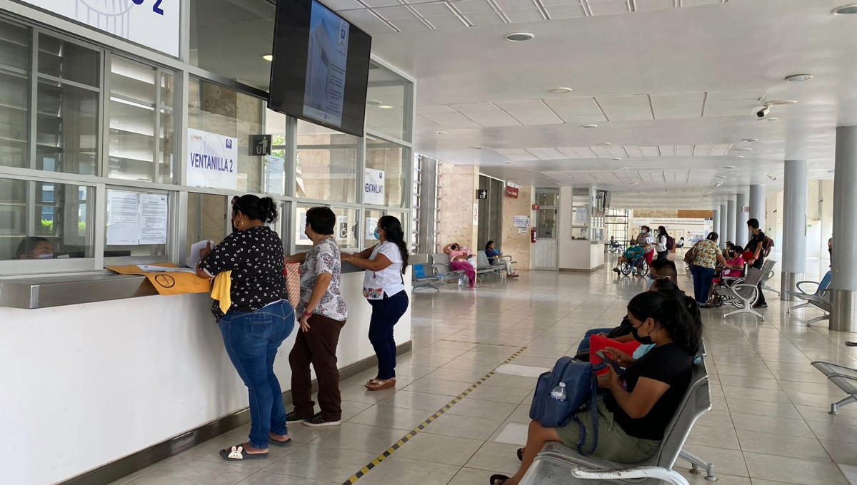 De igual manera, reveló que en la última semana fallecieron 44 personas a causa del padecimiento