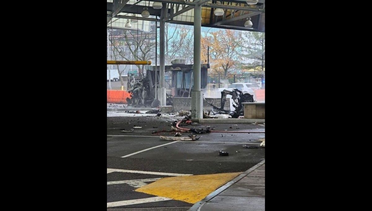 Esta tarde se registró la explosión de un vehículo en el puente Rainbow en las Cataratas del Niágara frontera entre Estados Unidos y Canadá.