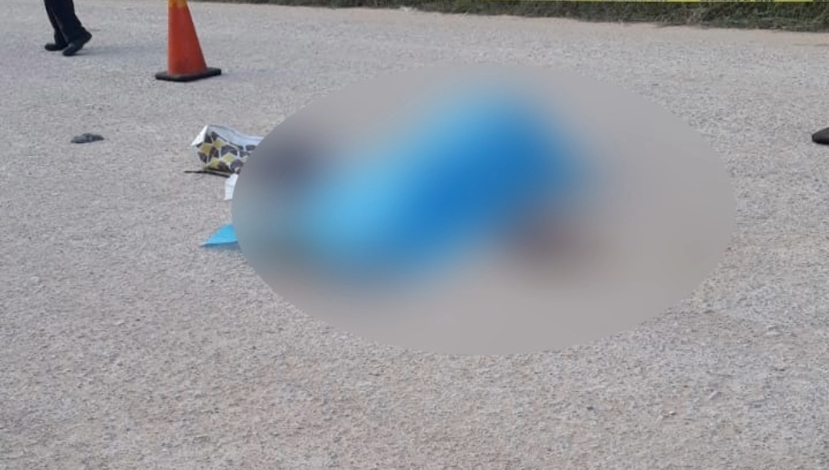 El hombre fue aplastado por las llantas traseras del volquete El hombre fue aplastado por las llantas traseras del volquete