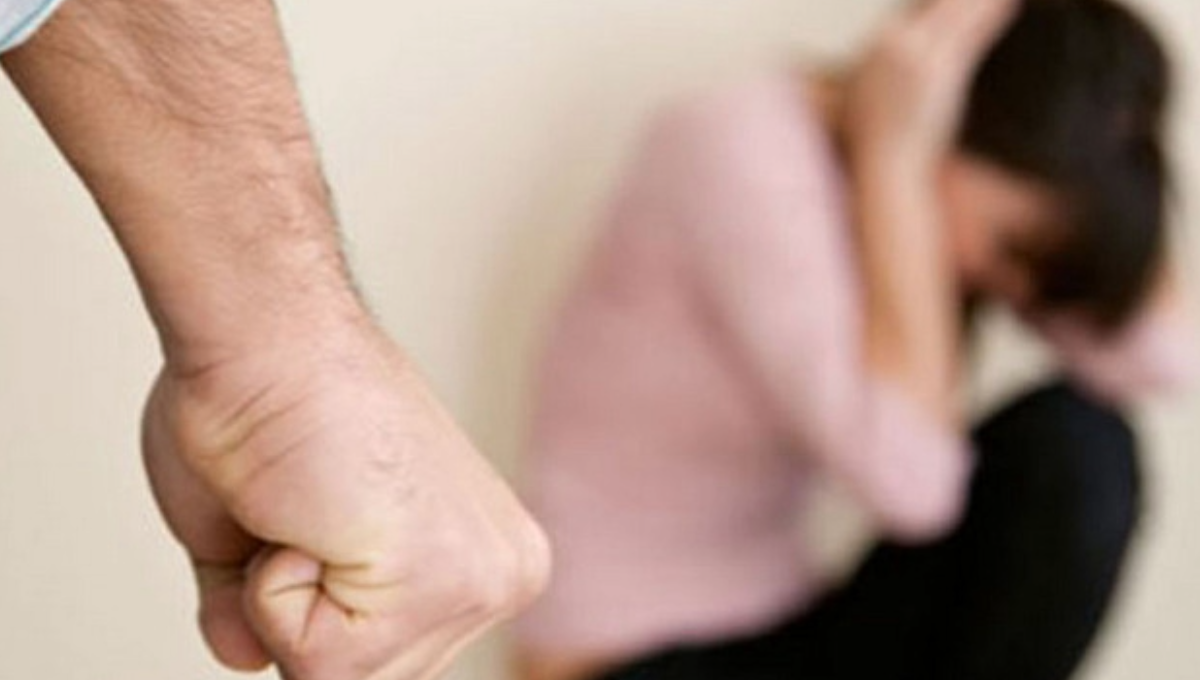 as mujeres y niñas sufren diversos tipos de violencia en los diferentes ámbitos de su vida