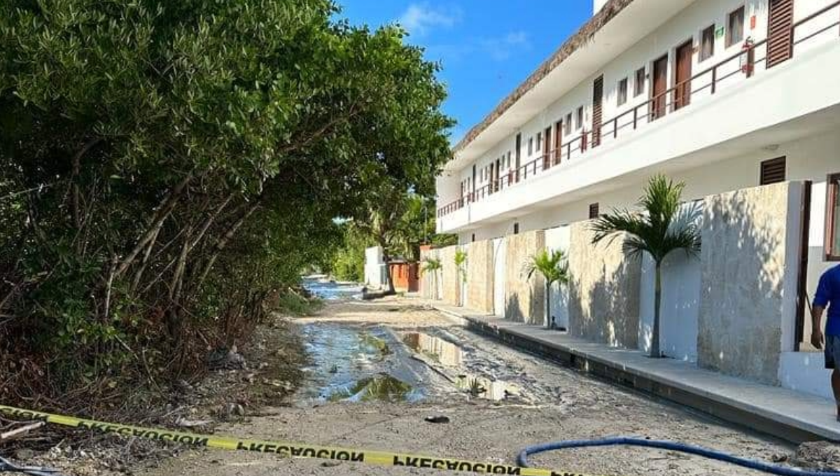 Exhiben en redes sociales las calles en mal estado de Holbox