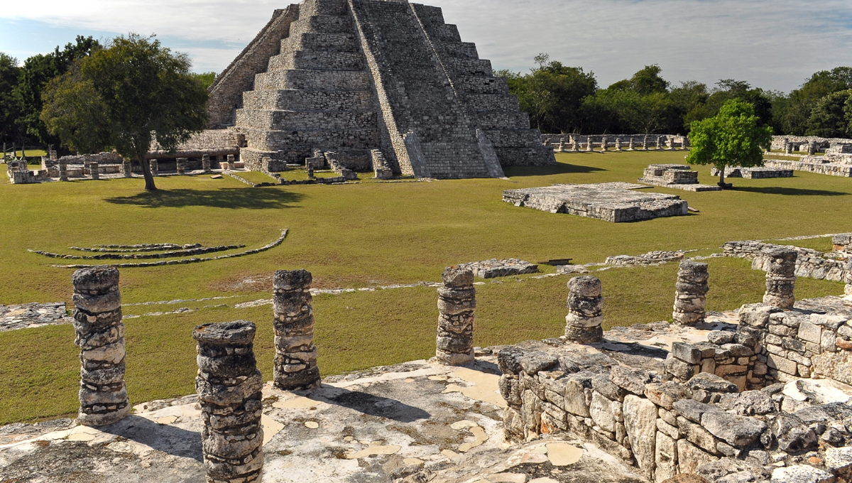 Para llegar a la zona arqueológica de Mayapán existen tres formas