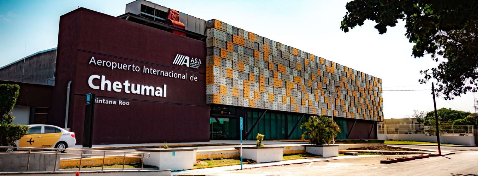 Sedena ahora se encargará de la administración del aeropuerto de Chetumal