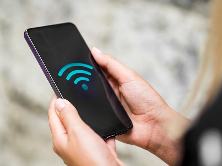 Hoy en día, necesitamos estar conectados a WiFi para realizar muchas tareas. Hoy en día, necesitamos estar conectados a WiFi para realizar muchas tareas.