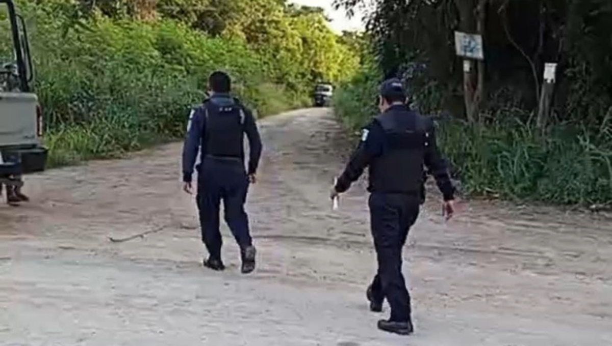 De acuerdo con versiones extraoficiales los dos sujetos tendrían antecedentes penales por el delito de robo y narcomenudeo