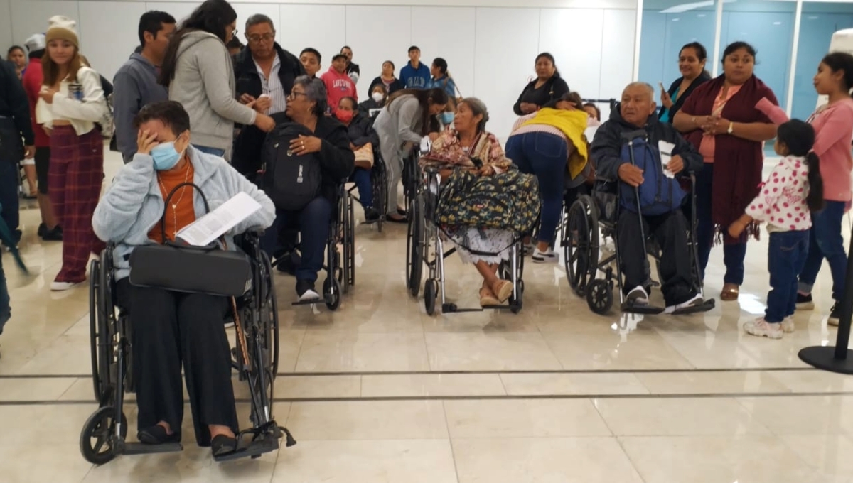 Los primeros vuelos llegaron con atrasos de hasta media hora Los primeros vuelos llegaron con atrasos de hasta media hora