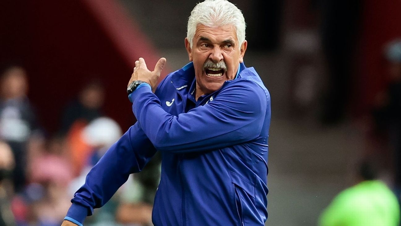Ricardo Ferretti se declara líder del antiamericanismo