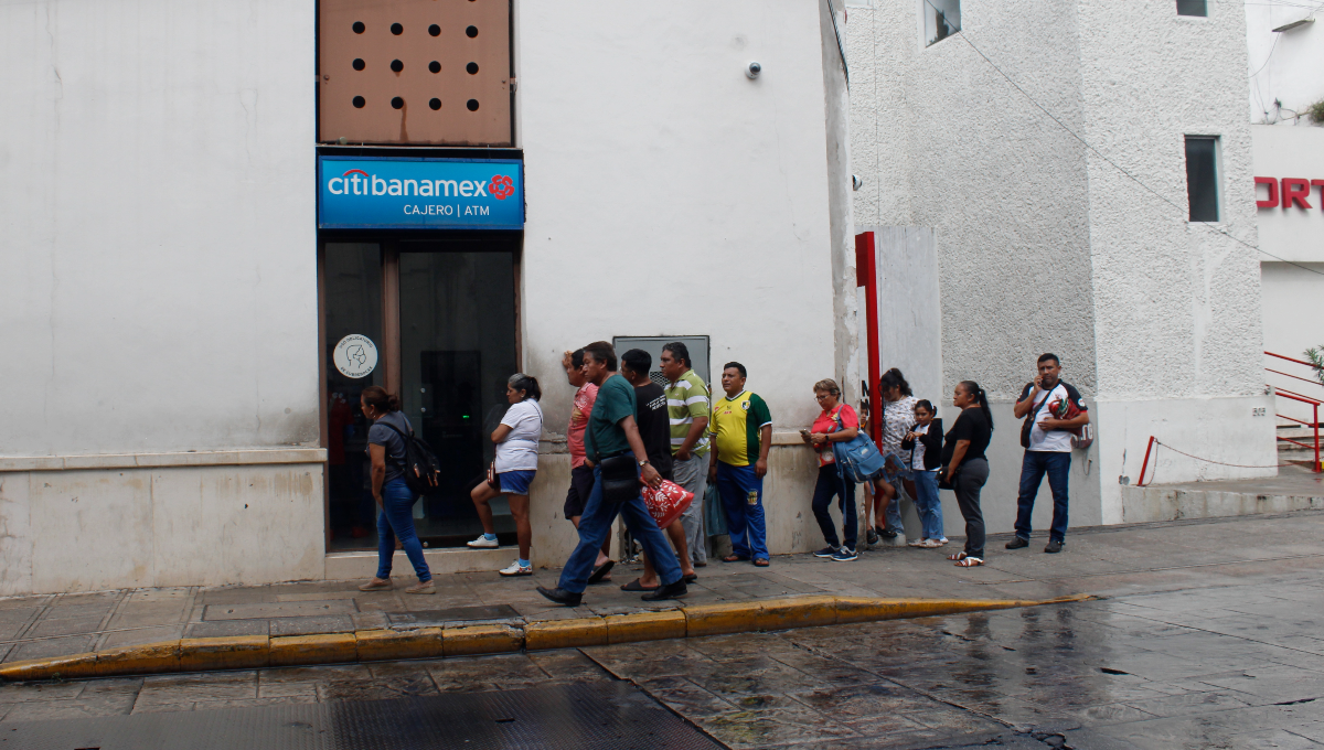 Recordó que la Condusef ha dispuesto en su página de internet distintos canales de atención a distancia