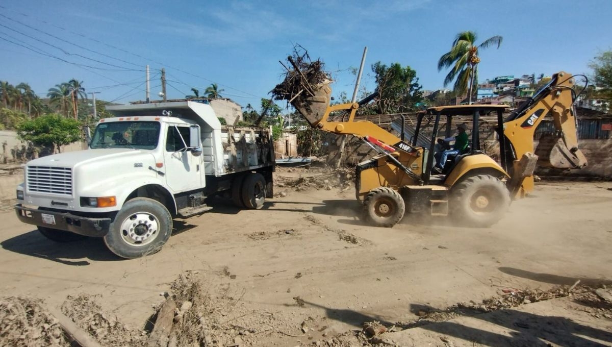 La titular de la Coorinación Nacional de Protección Civil informó que como consecuencia del paso del Huracán Otis en Guerrero la cifra de personas desaparecidas aumentó a 59