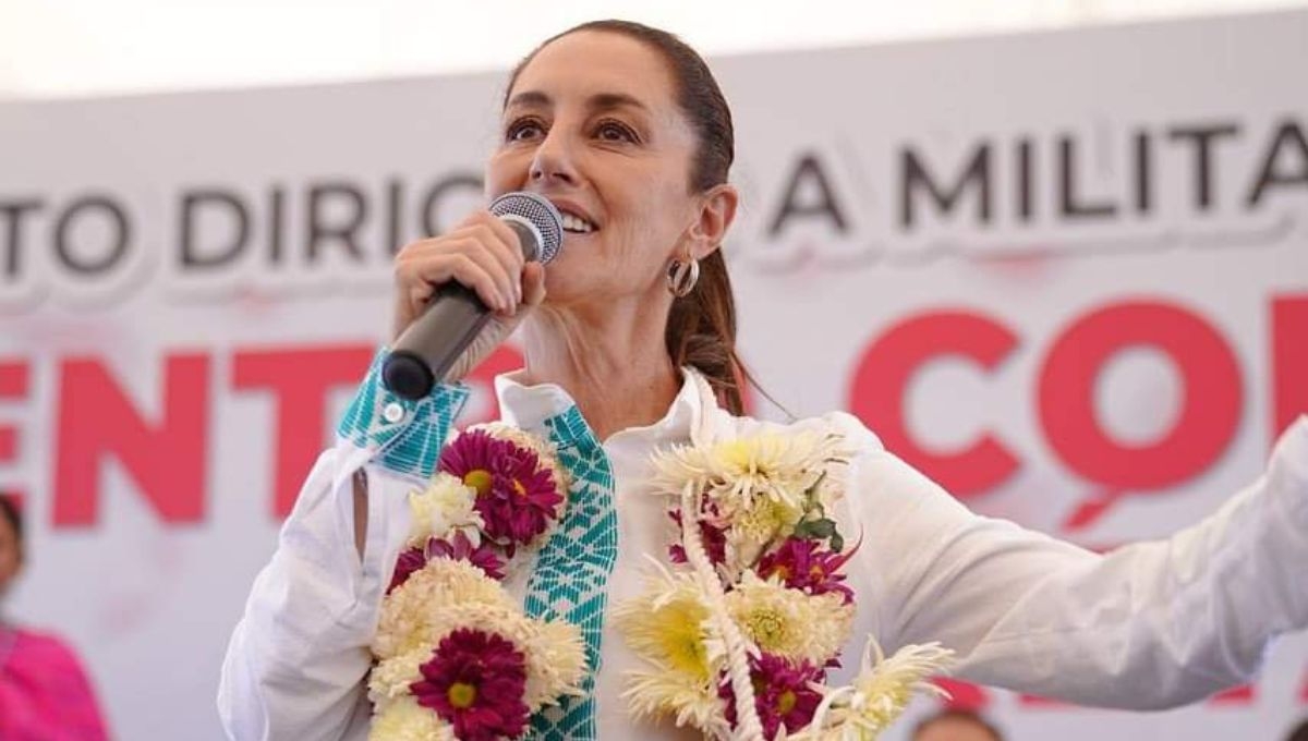 Desde las primeras horas de este viernes comenzaron a llegar al Zócalo los simpatizantes que acompañarán a Claudia Sheinbaum en su inicio de campaña