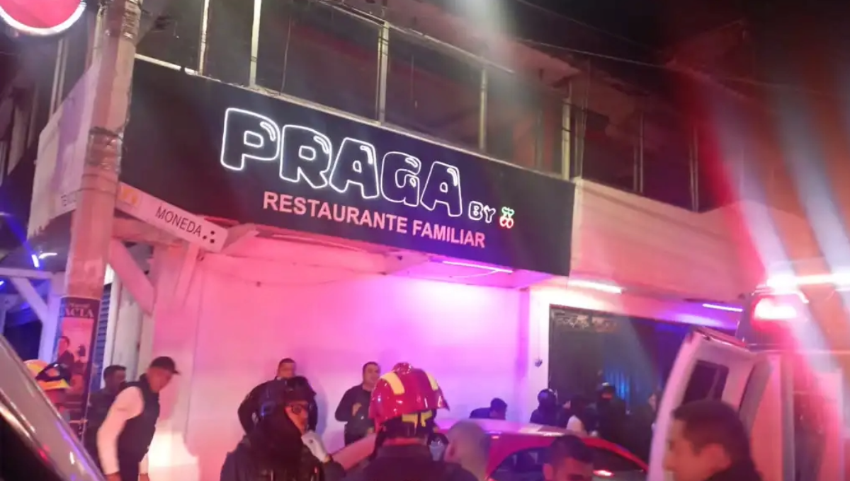 Al lugar llegaron elementos policiales, mientras que las personas heridas fueron trasladadas al hospital