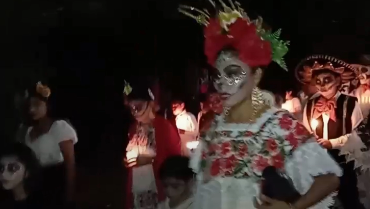 La noche continuó con la actividad denominada Pasarela de los Santos La noche continuó con la actividad denominada Pasarela de los Santos
