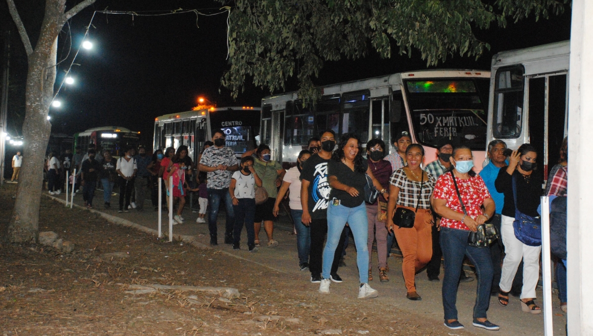 Habrá varias rutas de camiones para llegar a la Feria Xmatkuil