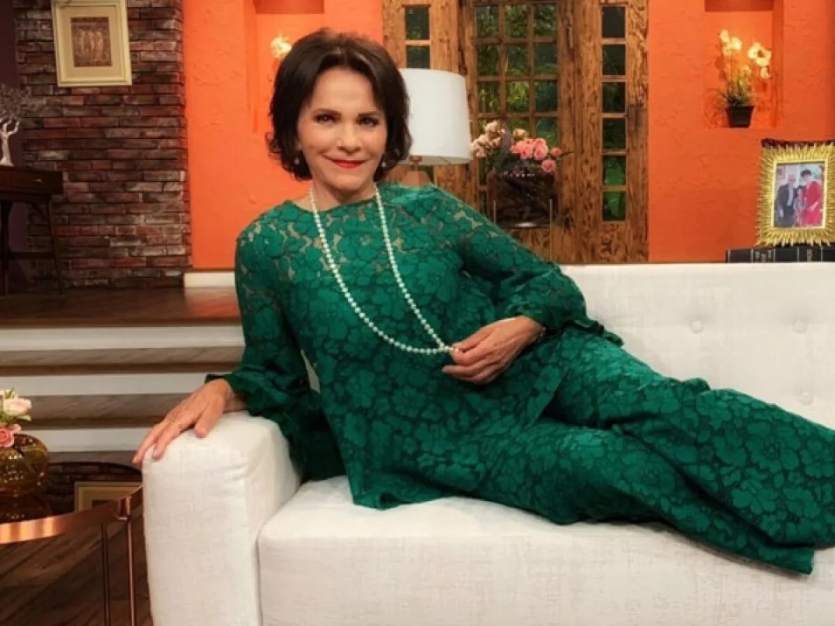 Pati Chapoy criticada por mensaje político: "No salgan de vacaciones" Pati Chapoy criticada por mensaje político: "No salgan de vacaciones"