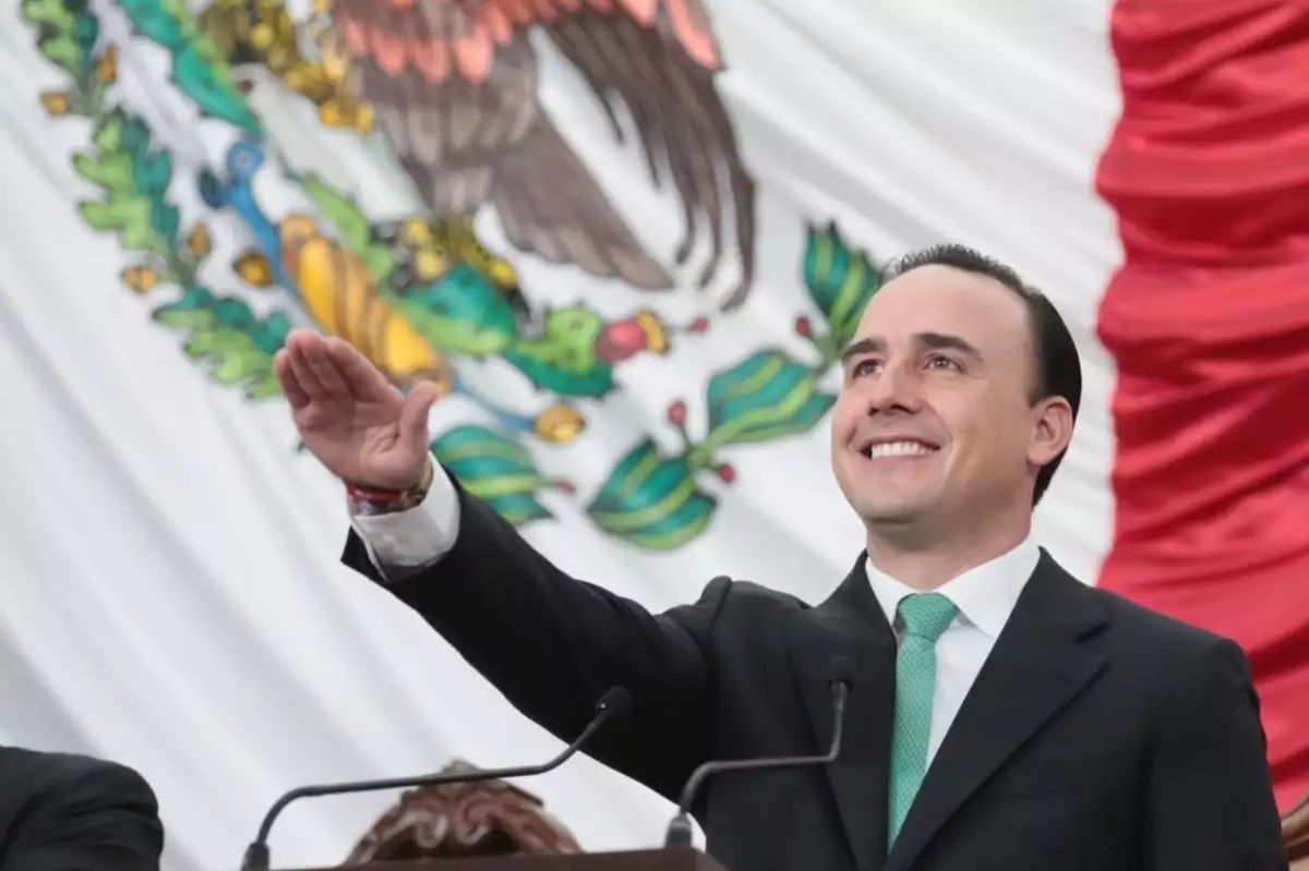 Manolo Jiménez es nombrado nuevo gobernador de Coahuila Manolo Jiménez es nombrado nuevo gobernador de Coahuila