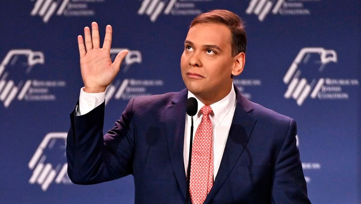 El Congresista Republicano George Santos, fue expulsado de la Cámara de Representantes de Estados Unidos por haber mentido y cometido fraude. El Congresista Republicano George Santos, fue expulsado de la Cámara de Representantes de Estados Unidos por haber mentido y cometido fraude.