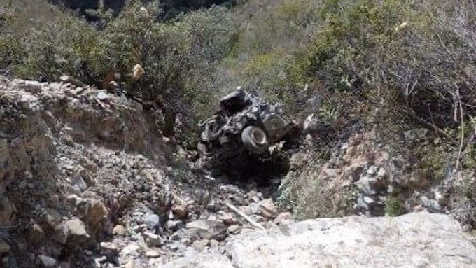 Unidades de rescate se dieron a la tarea de recuperar los cuerpos y la unidad Unidades de rescate se dieron a la tarea de recuperar los cuerpos y la unidad