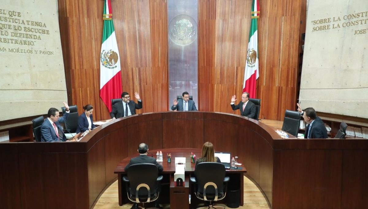 Los Magistrados del TEPJF aseguraron que se le dará una salida institucional a la crisis que atraviesa el órgano electoral