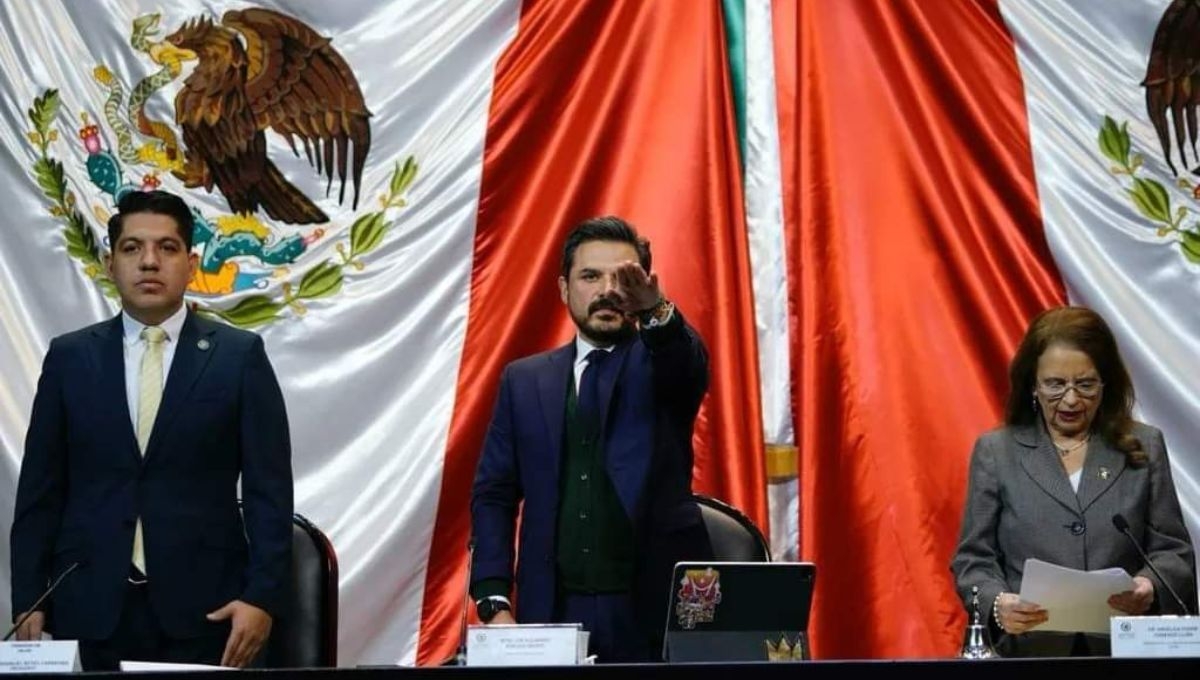 Zoé Robledo tiene una amplia trayectoria política Zoé Robledo tiene una amplia trayectoria política