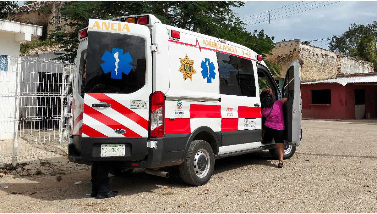Se pidió apoyo de los agentes de la SSP, quienes acudieron al llamado de emergencia para trasladarla al Hospital Comunitario Se pidió apoyo de los agentes de la SSP, quienes acudieron al llamado de emergencia para trasladarla al Hospital Comunitario