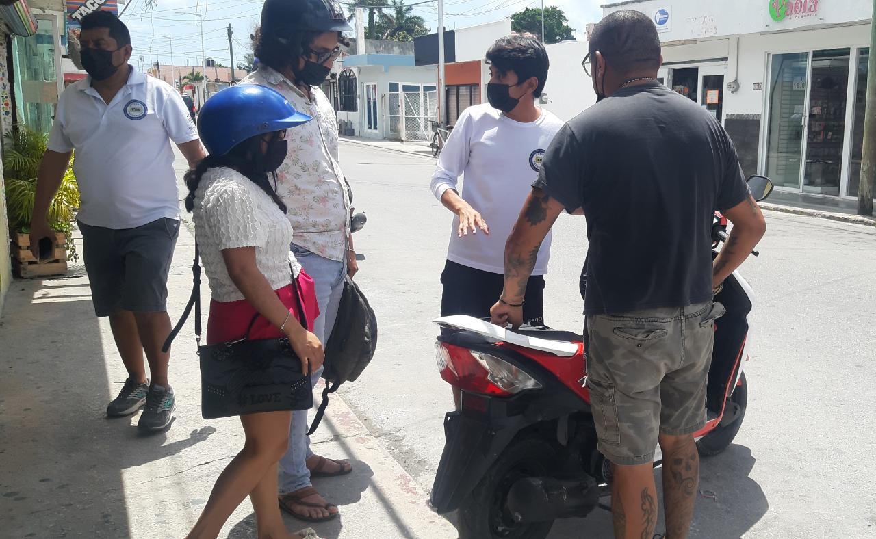 Cada mes hay entre 80 y 100 accidentes automovilísticos, según Tránsito Municipal, de éstos, 20% involucra a visitantes. Cada mes hay entre 80 y 100 accidentes automovilísticos, según Tránsito Municipal, de éstos, 20% involucra a visitantes.