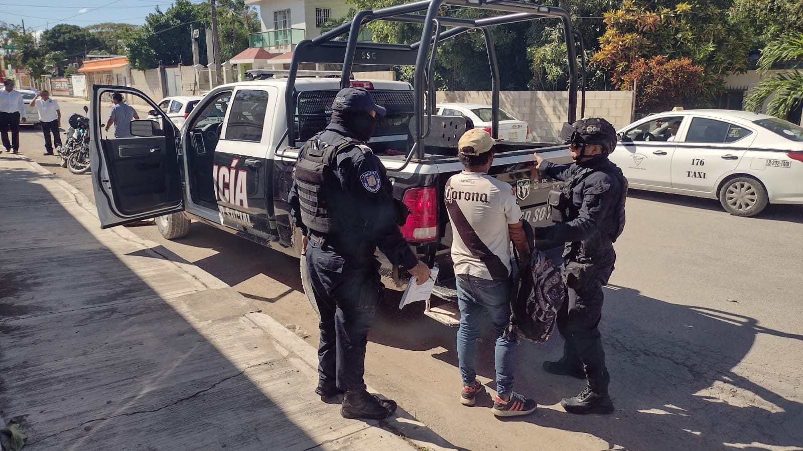 Los hechos se registraron cerca del mediodía de hoy martes, en la Avenida Lázaro Cárdenas