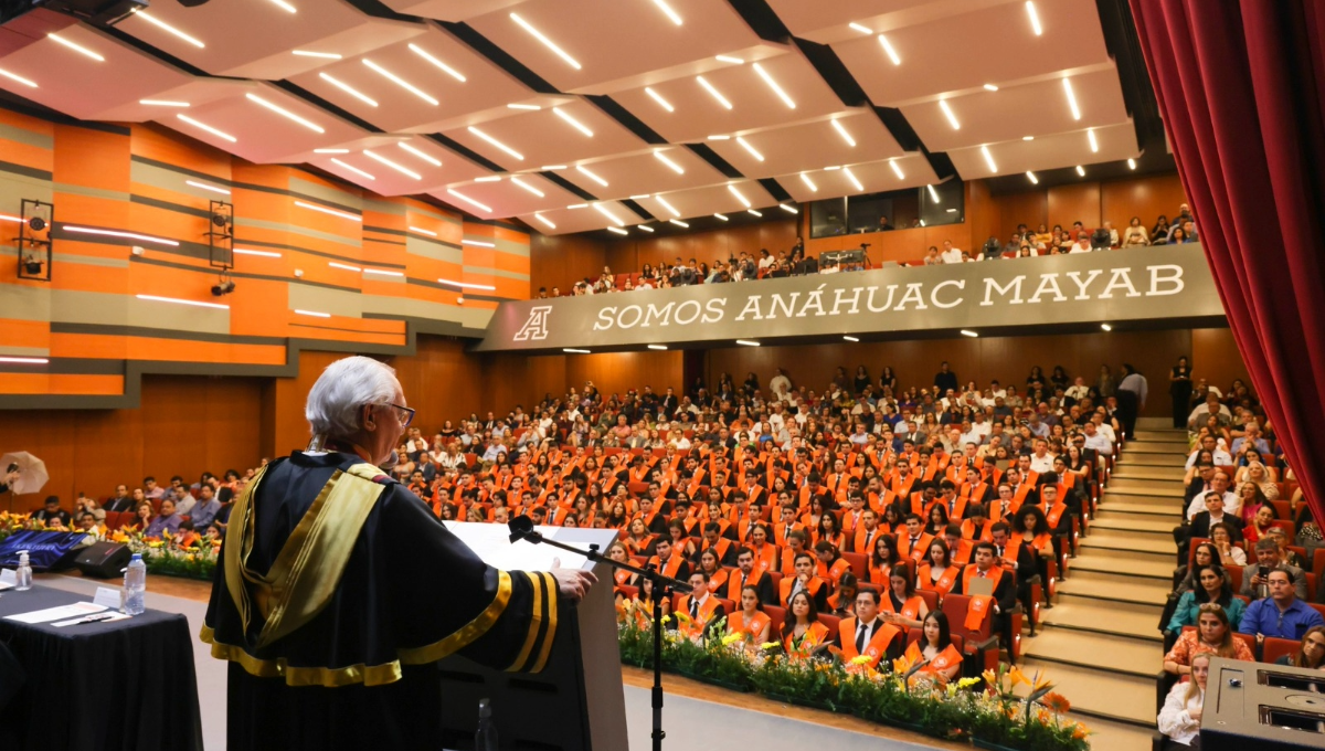 Más de 500 estudiantes del Mayab Mérida se gradúan