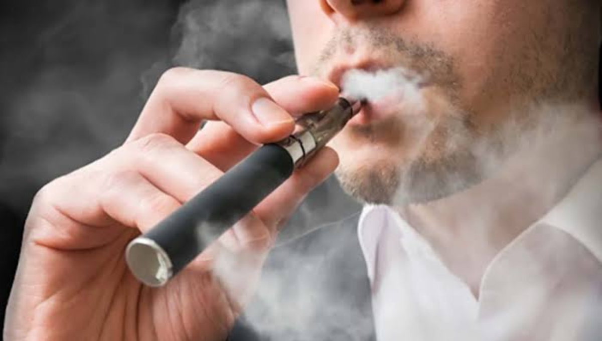 Comisiones del Senado avalan reforma constitucional para prohibir vapeadores.