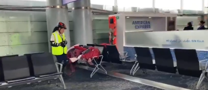Reportan crisis sanitaria en aeropuerto de Colombia