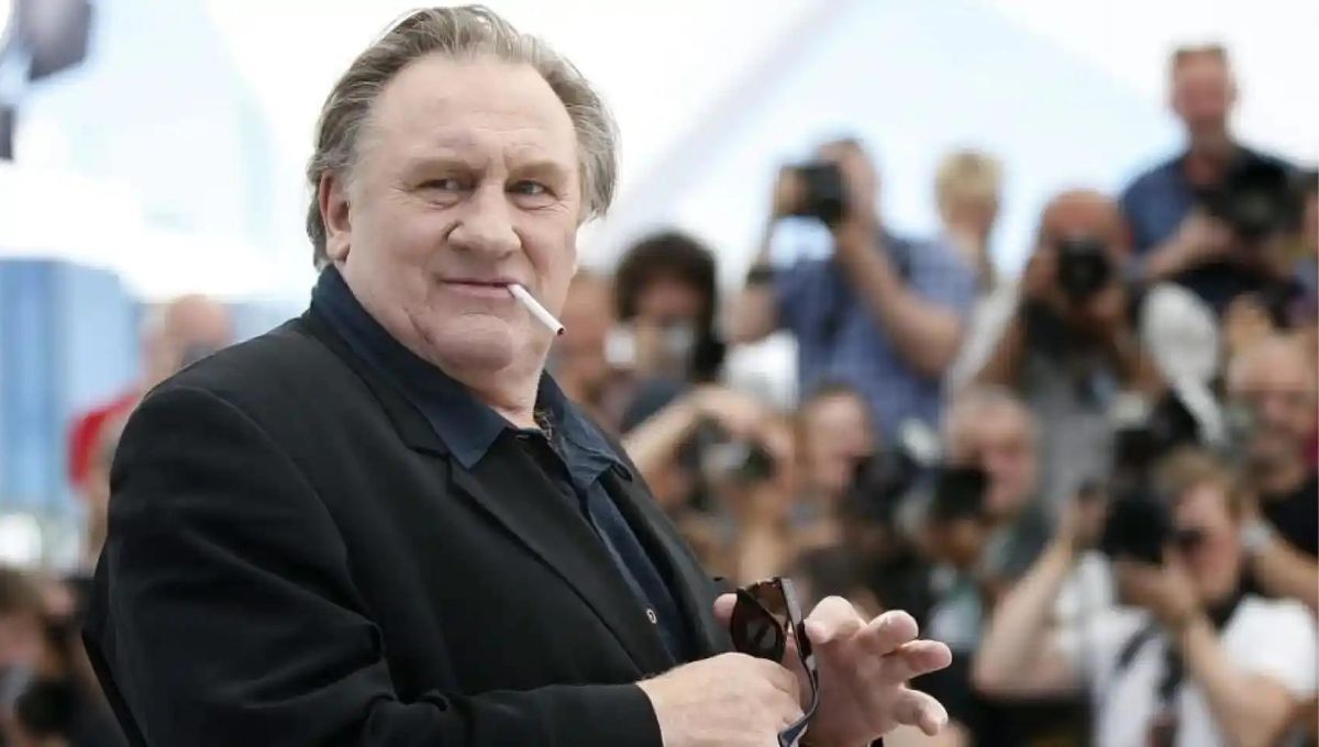 El Presidente de Francia Emmanuel Macron causó polémica al hacer una defensa del actor Gérard Depardieu, acusado de violación