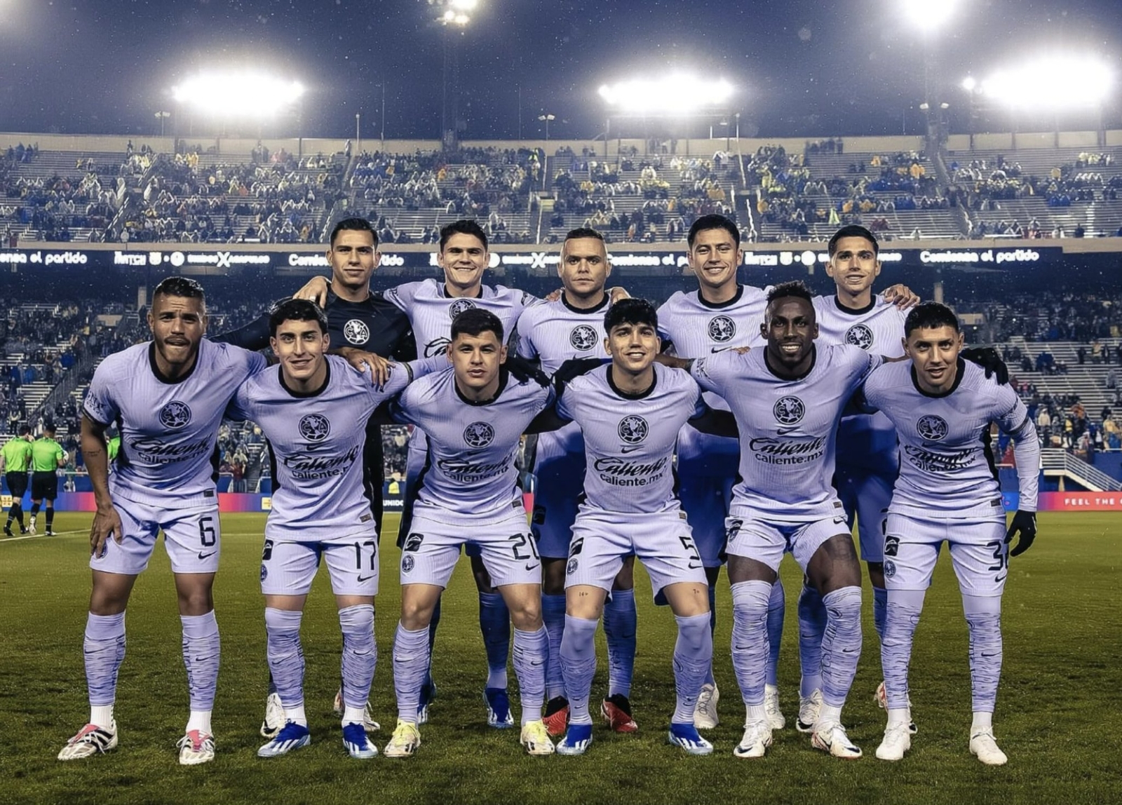 Henry Martín y Julián Quiñones llevan al América al triunfo contra el Barcelona