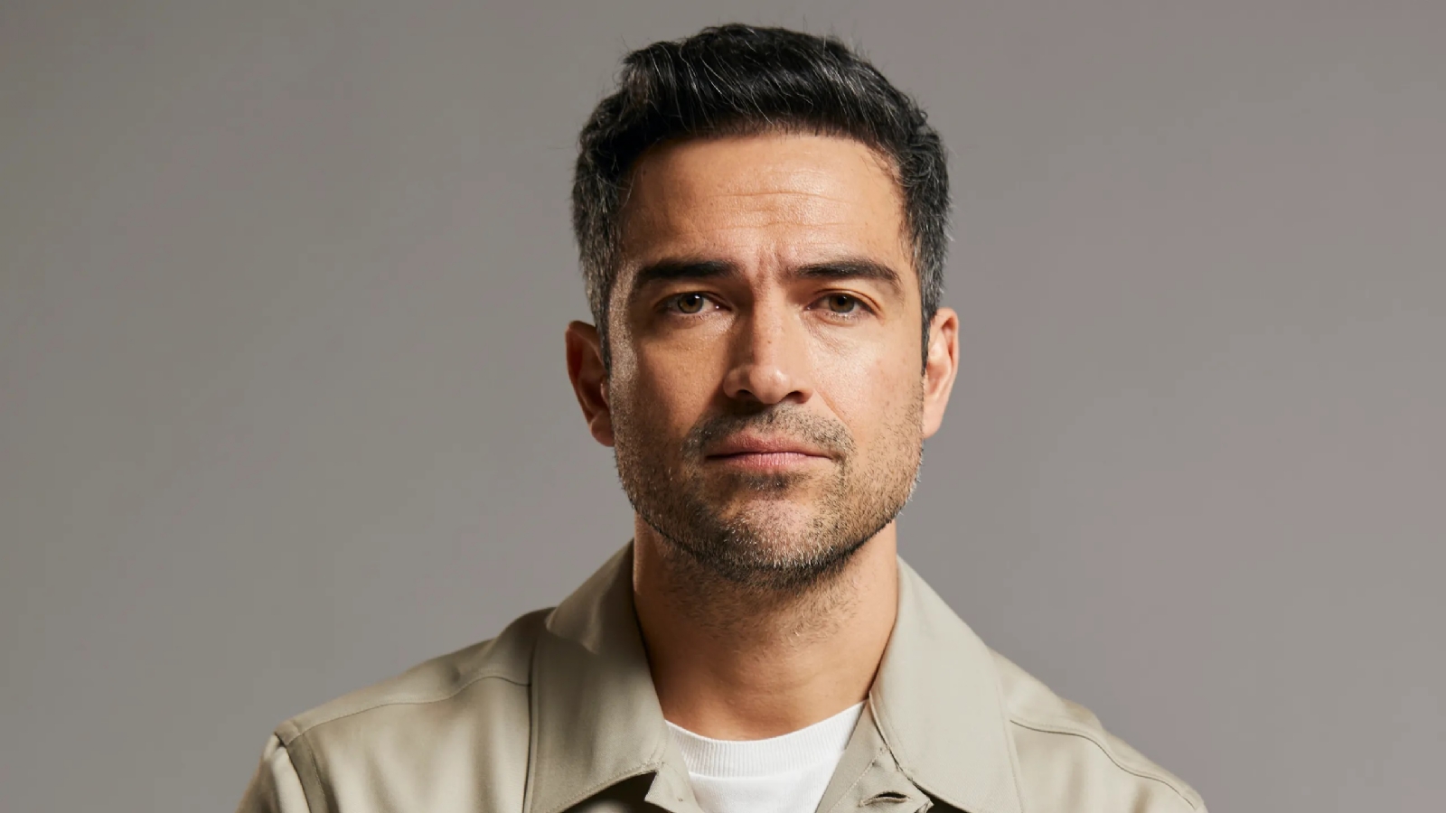 Poncho Herrera felicitó a sus excompañeros de RBD por el 'Soy Rebelde Tour'