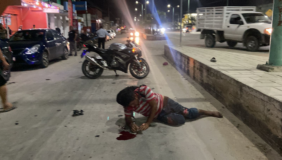 El ebrio resultó lesionado tras el impacto de la motocicleta El ebrio resultó lesionado tras el impacto de la motocicleta