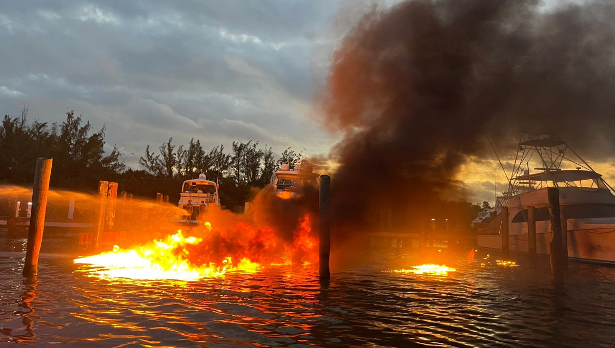Tardó en sofocar el fuego una hora por el equipo de bomberos de Protección Civil