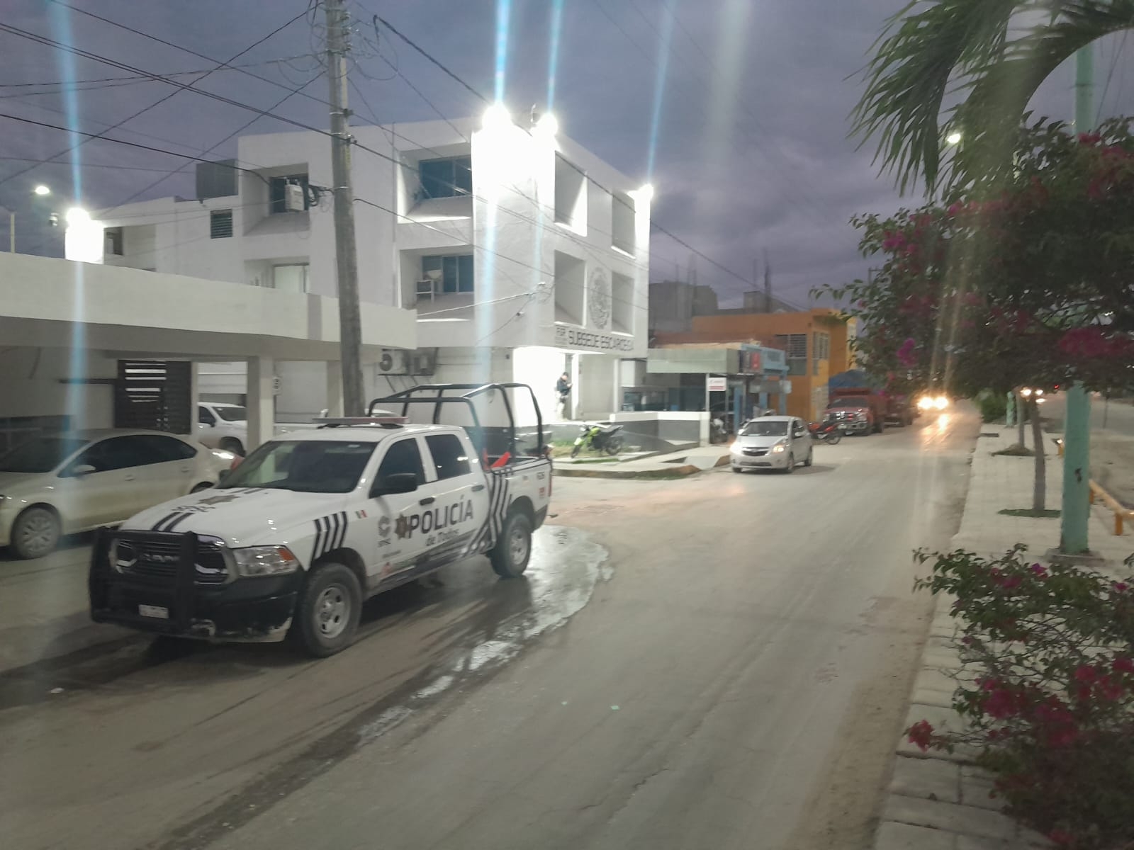 El hombre portaba un arma de fuego, por lo que fue remitido por las autoridades