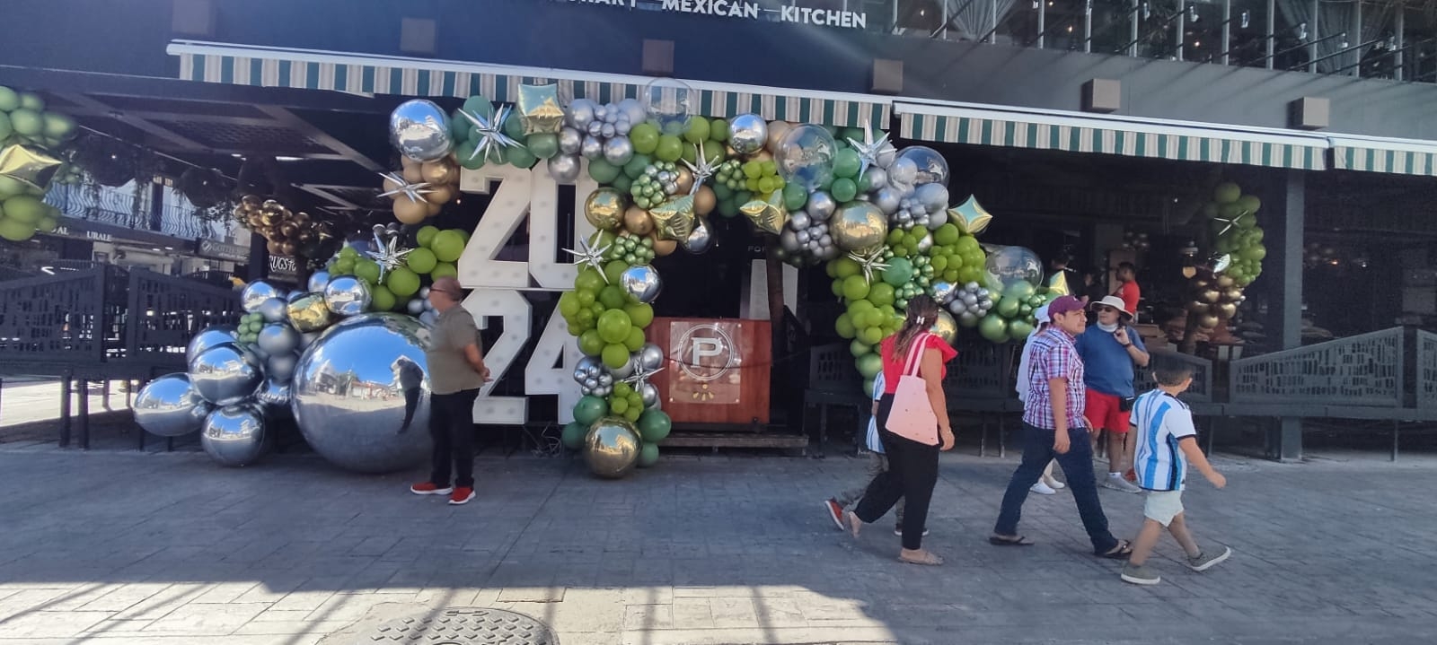 Turistas y playenses listos para recibir el Año nuevo