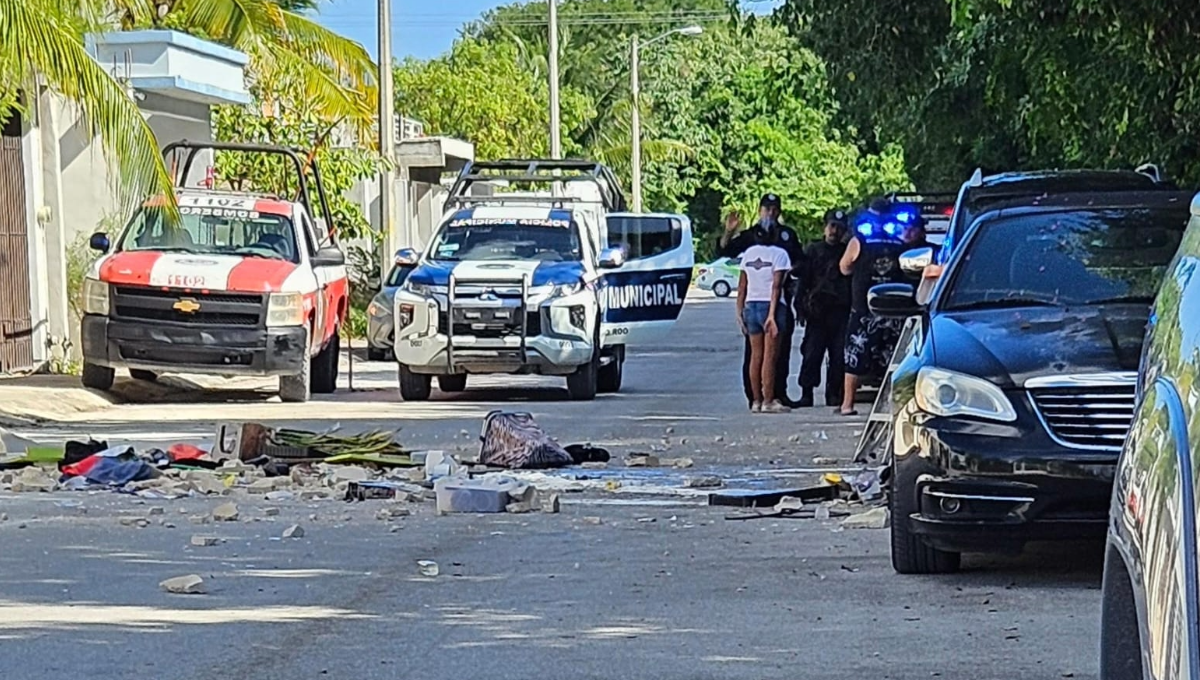 Debido a la diferencia del idioma, las autoridades policiacas no han podido ayudarlo, aunque han acudido a varios reportes. Debido a la diferencia del idioma, las autoridades policiacas no han podido ayudarlo, aunque han acudido a varios reportes.